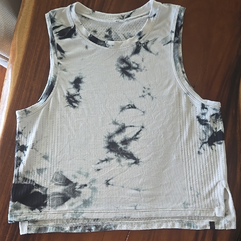 Lululemon Athletica Gray Ribbed Muscle Tee Crop Top